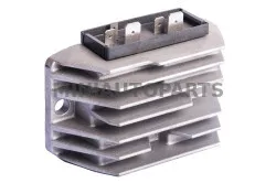 Lombardini 6 kontaktų įtampos reguliatorius Ligier JS50 / IXO / X-Too R / JSRC